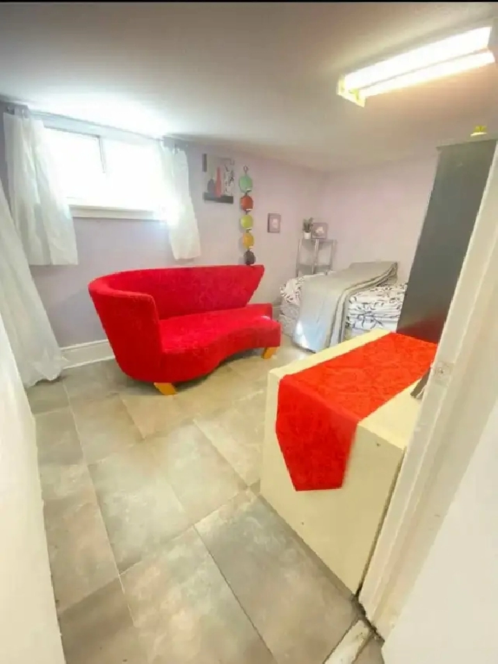 large Private room for rent