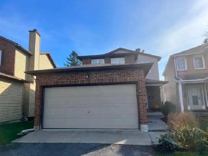 Beautiful Single Detached House for Rent, Bridlewood, Kanada