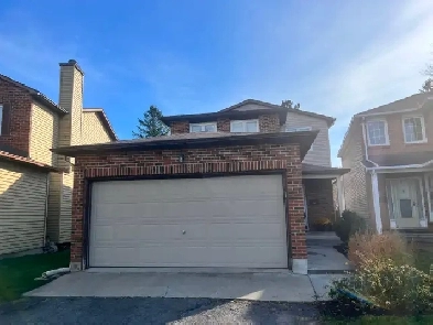 Beautiful Single Detached House for Rent, Bridlewood, Kanada