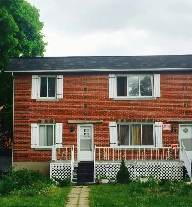 Logement 5 1/2 à louer Montréal/Housing 5 1/2 for rent Montreal