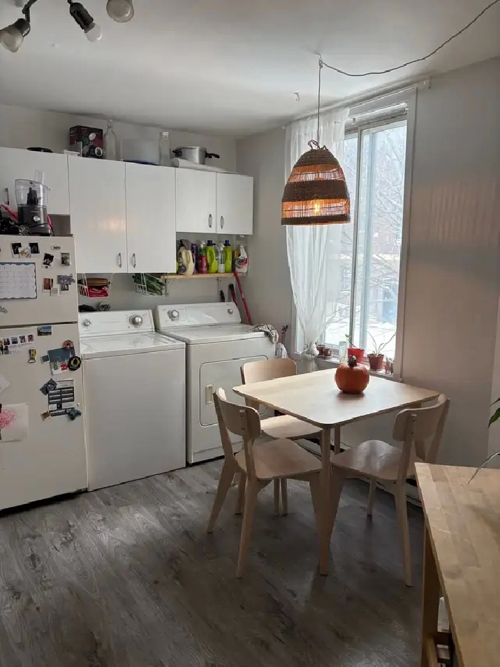 Huge 4 Bedroom …de Lorimier…near Lafontaine Park