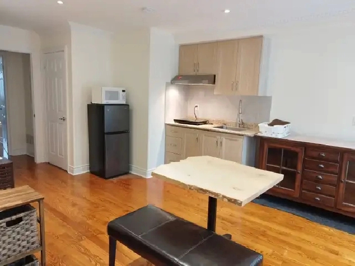 Quiet Clean Studio Apartment for Rent – Yonge & Finch North York