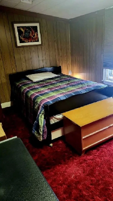 2 Rooms for rent (available immediately)
