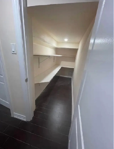 LEGAL 2-Bedroom Basement Appartment vailable from June 1st 2026