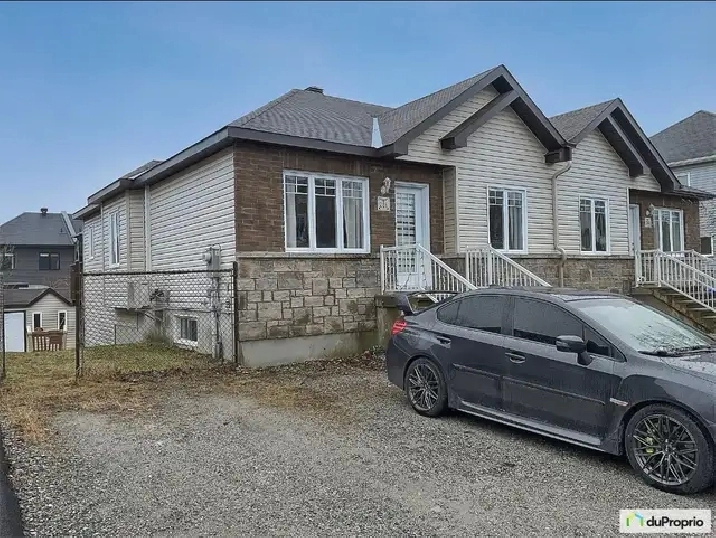 JUMELÉ a vendre  prise de possesion rapide