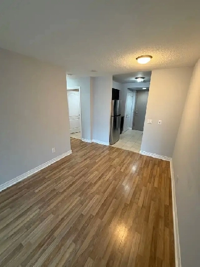 (Near STC)  1BR/Bath |  Parking | Locker| $300 Bonus