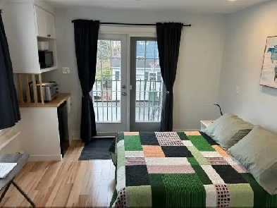 $800 / mo. Southend Furnished Suite/room own entrance & bathroom