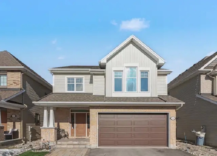 Spacious 4 2 bedrm plus loft home in Findlay Creek