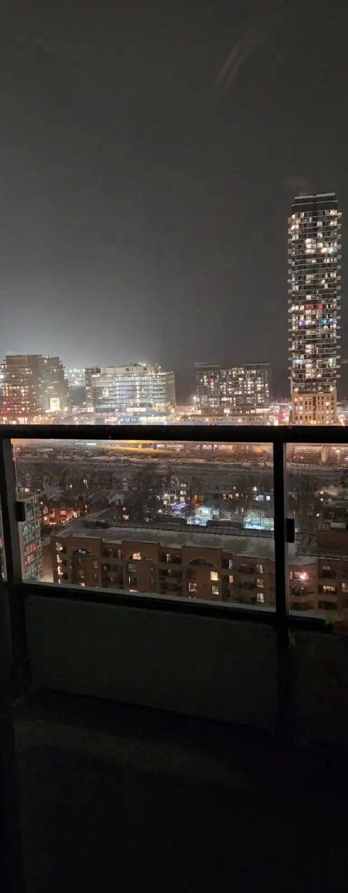 Penthouse room for rent-Downtown Toronto-$1350/mo