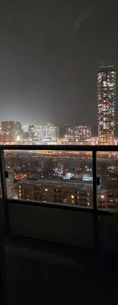 Penthouse room for rent-Downtown Toronto-$1350/mo