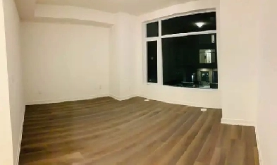 SHARED ROOM FOR RENT