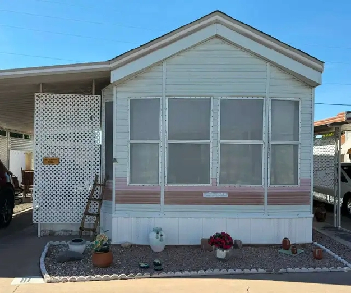 Turnkey Park Model in Mesa, AZ – $21,000