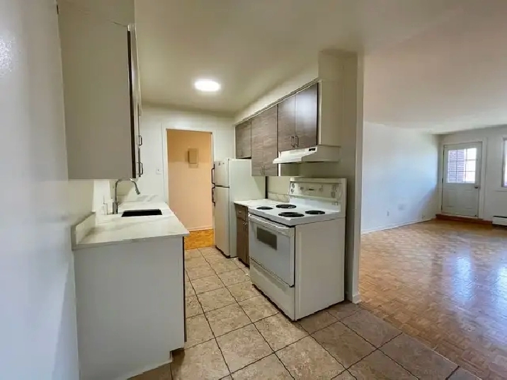 Appartement 3 ½ rénové à louer à Saint-Bruno