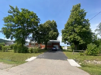 1br available in Stoney Creek