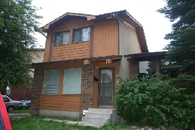 3 Bedroom 1.5 washroom duplex in Whitehorn area, NE Calgary