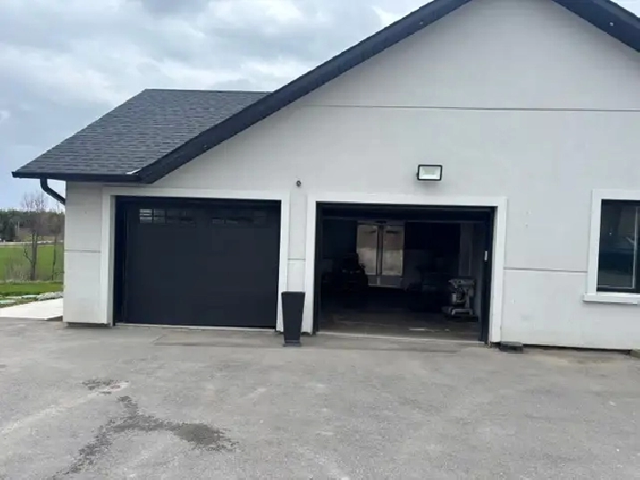 Garage for Rent – Caledon East