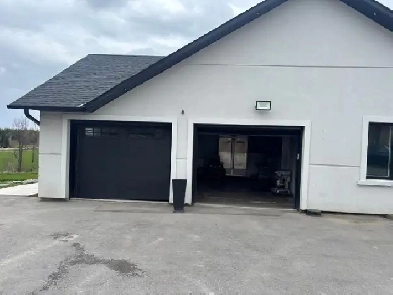 Garage for Rent – Caledon East