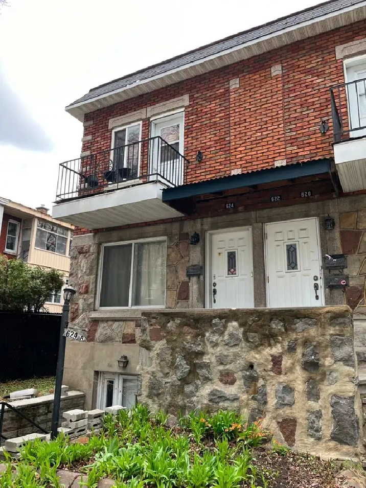 Grand Ahuntsic 3 1/2 logement à louer - juillet 1