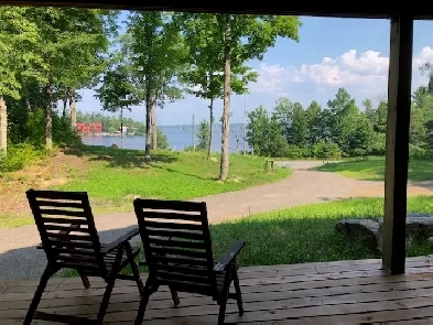 Calabogie Lake 2 Bedroom   Office Apartment 60 min. from Kanata