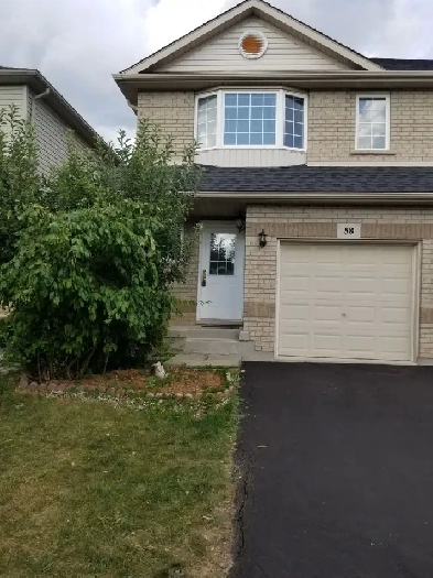 3 Bedroom House in Thorold (Niagara Region)