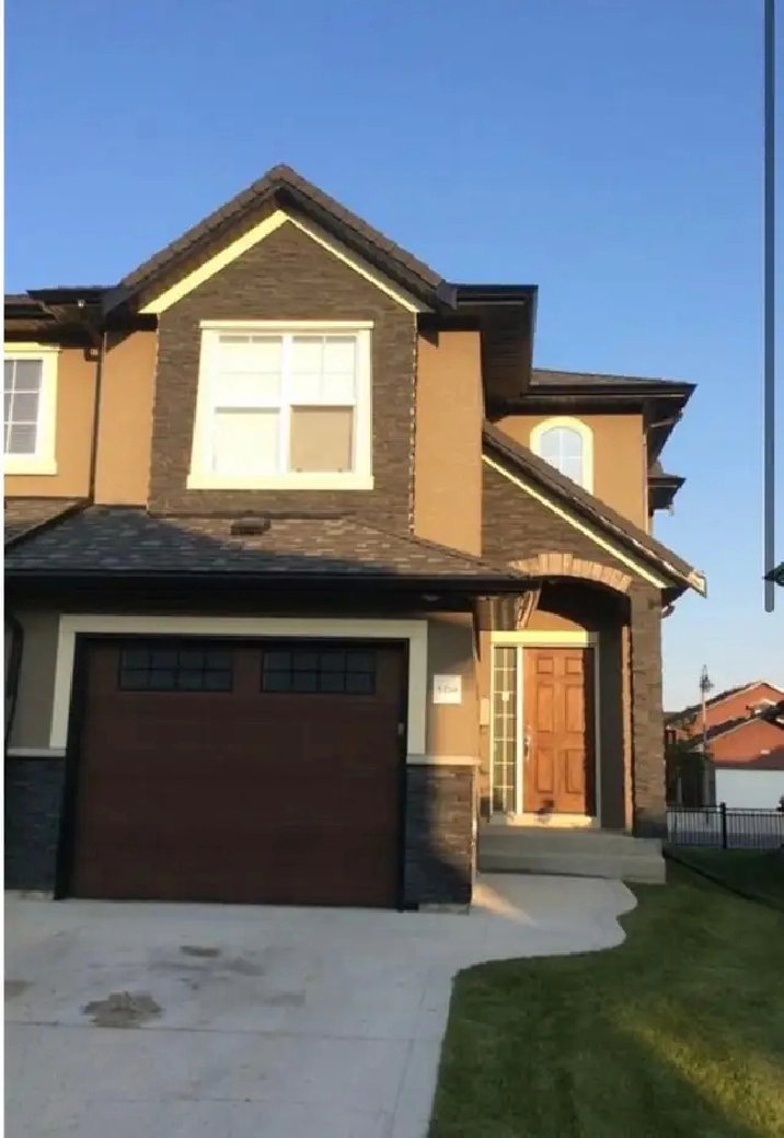 Beautiful Whole Townhouse for Rent