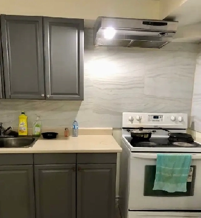 2 Bedroom Basement for Rent in  Brampton near trinity commons!