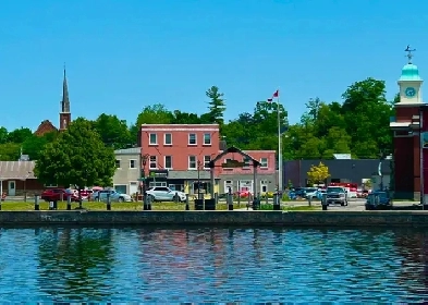 Campbellford - Beautiful and Bright 1-bdrm for rent $1450/m