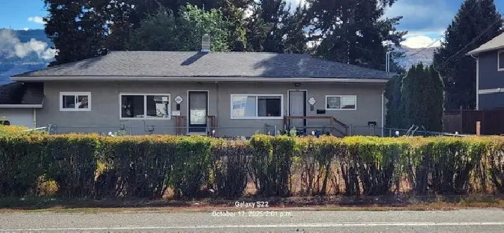 2323 Parkcrest Ave-Top Floor