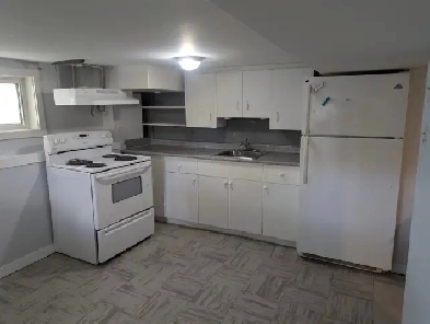 BASEMENT ROOM INCLUDING ALL UTILITIES AND FREE INTERNET