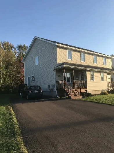 3 Bedrooms, 1.5 baths side by side duplex