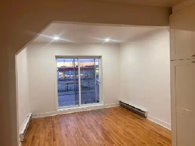 Grand 3.5 a Louer / Large 1-bedroom Apt for Rent