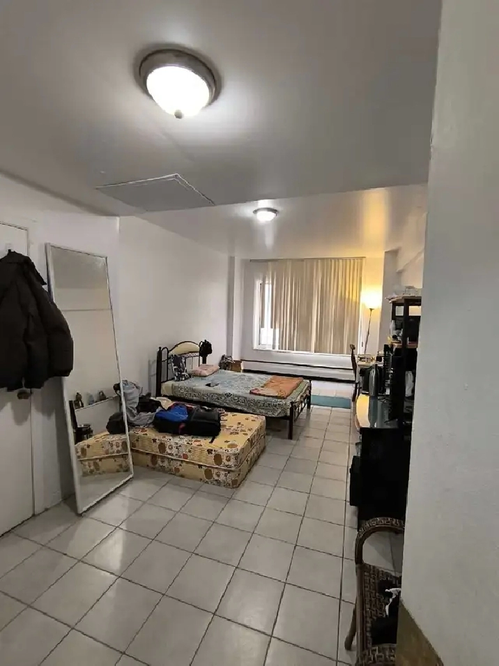 Private Room Available - Montreal Downtown June 1st Move in