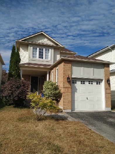 3 Bedroom Detached House for Lease (Entire House) in Oshawa