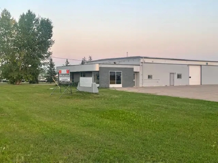 Commercial Space for Rent, Office, Showroom & Warehouse