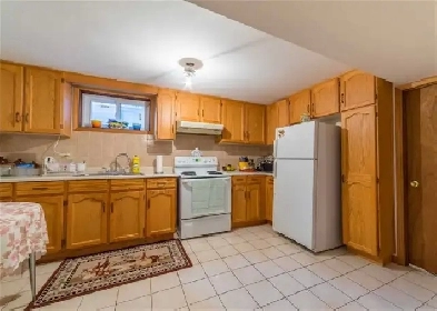 Private Room (Female Only) Brampton