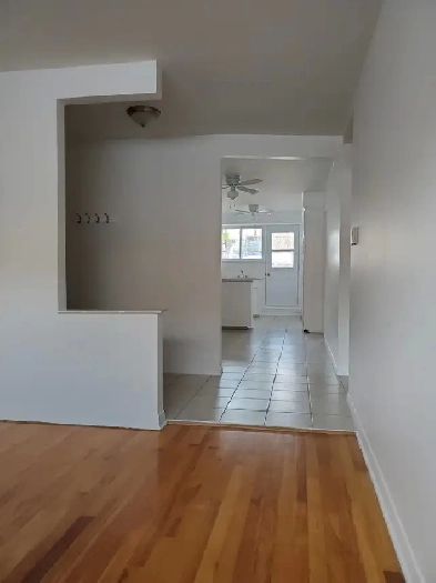 Grand 4 ½.  Ahuntsic