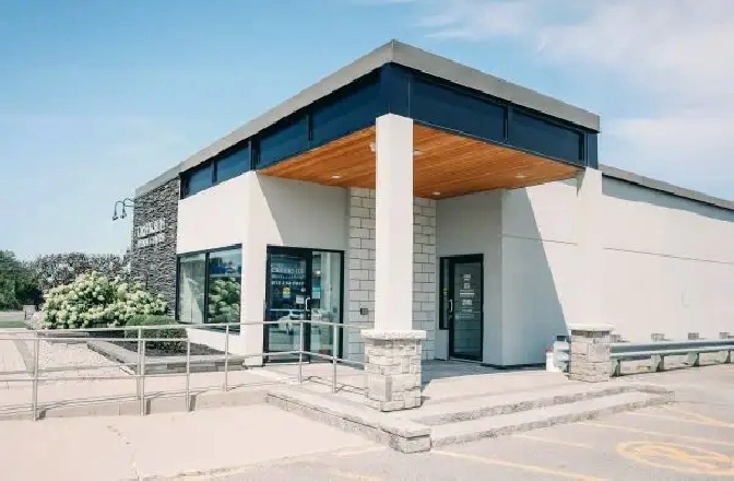 Commercial Unit for Rent