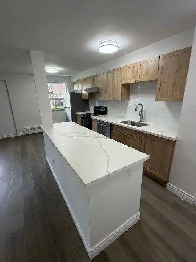 Renovated 1 bedroom 1 bathroom first floor apt Stouffville, ON