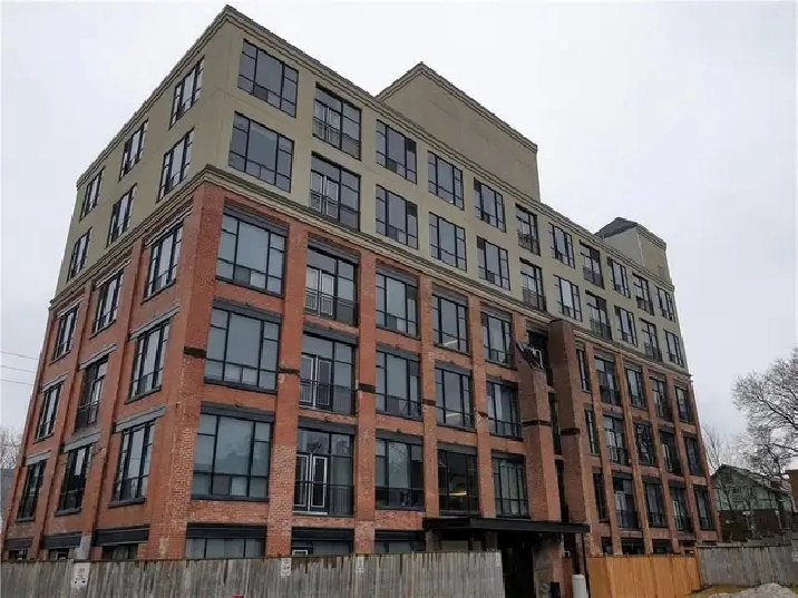 For rent - Beautiful 1 bedroom loft condo