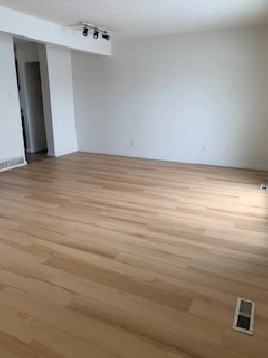 Renovate 3 Bedroom townhouse in Castledown area with 1.5 baths