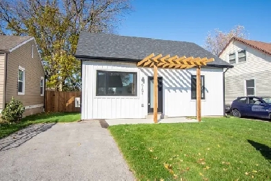 6151 Churchill St, Niagara Falls - 2 Bedroom House