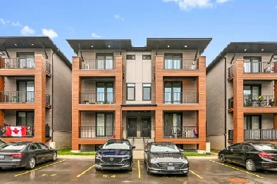2 Beds 2.5 Baths Townhouse