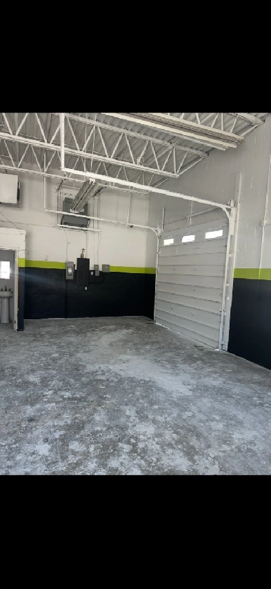 PRIVATE COMMERCIAL / INDUSTRIAL UNITSWARDEN & LAWRENCE – SCARBOR