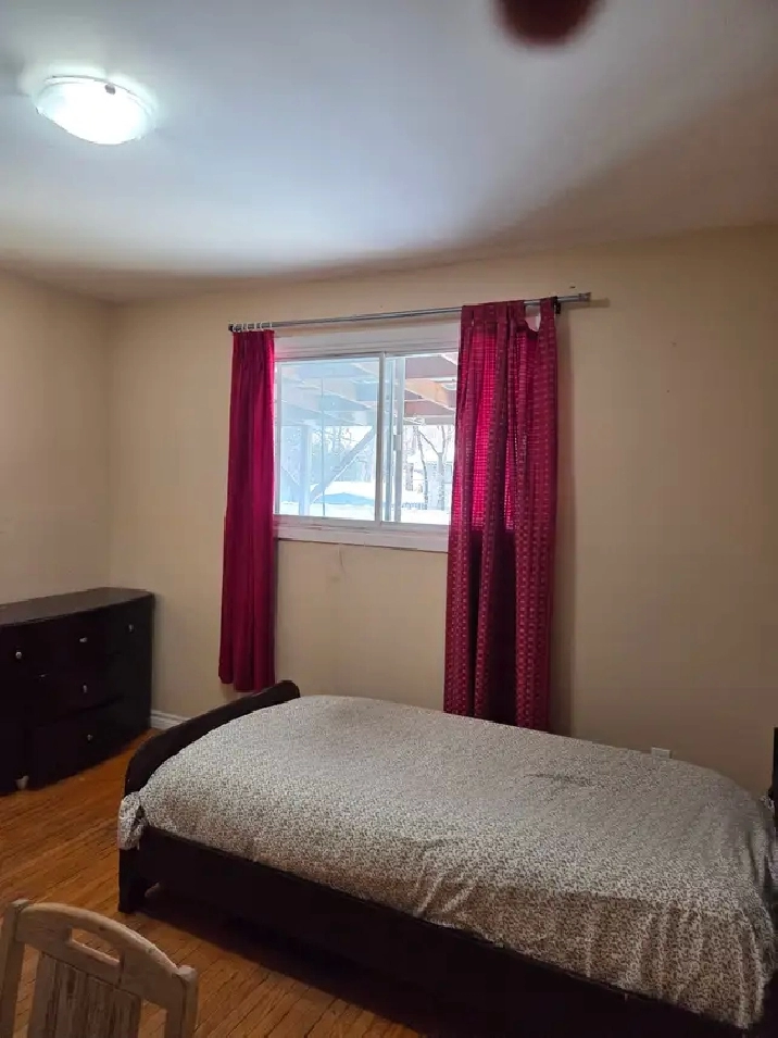 Room for $ 570  (utilities included)