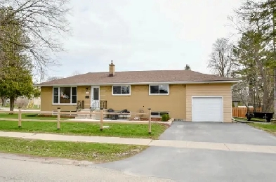 Move in Ready - Updated and fully finished!