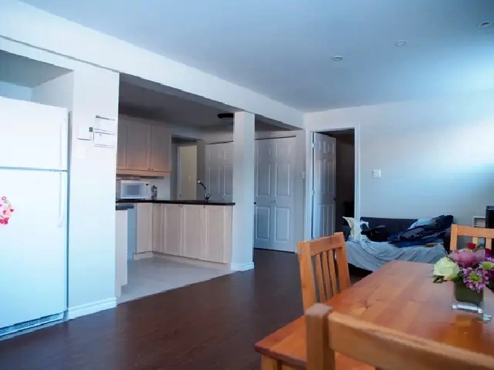 4 1/2 style CONDO à Ahuntsic, INSONORISÉ, ENSOLEILLÉ, 1er juil