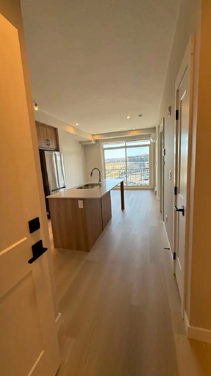 NEW 2 BEDROOM APARTMENT TOP FLOOR FOR RENT! PETS WELCOME!!