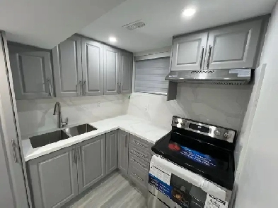 1 bedroom basement 1st June Mayfield Road and Kennedy Road