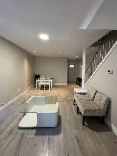 Room for rent . downtown Toronto best location