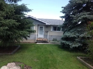 Amazing yard in Sherwood Park